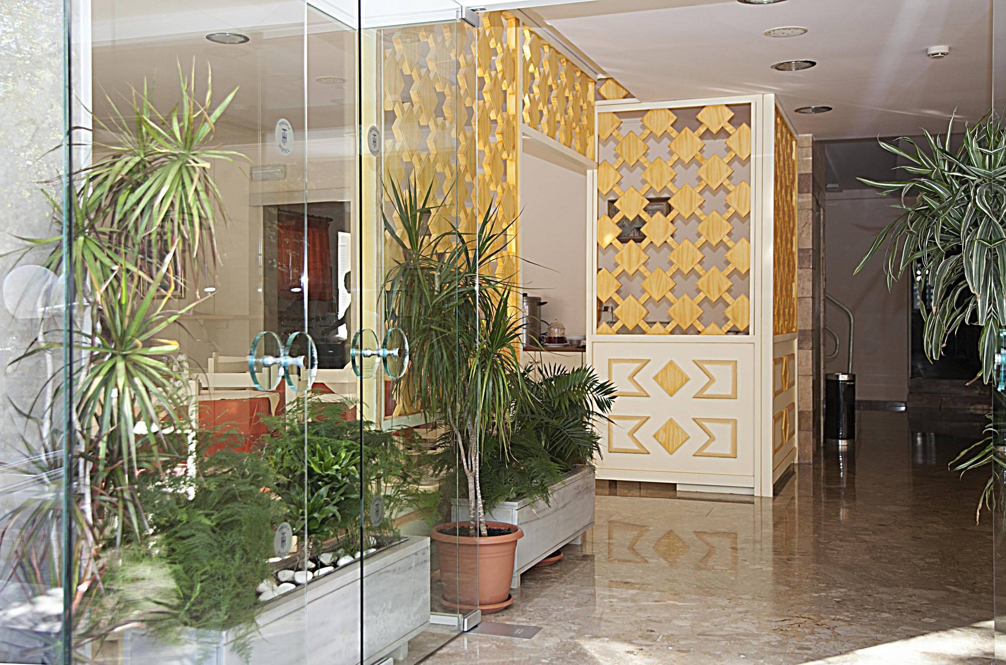 Theonia Hotel Cidade de Kos Exterior foto